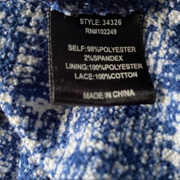 Skies are Blue Blouse‎ Size M - Picture 14 of 14